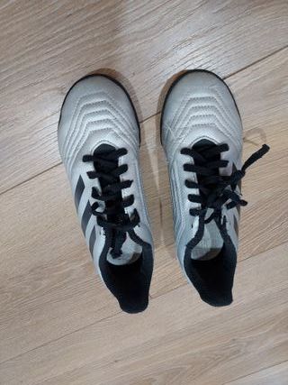 Botas de futbol Adidas Talla 30