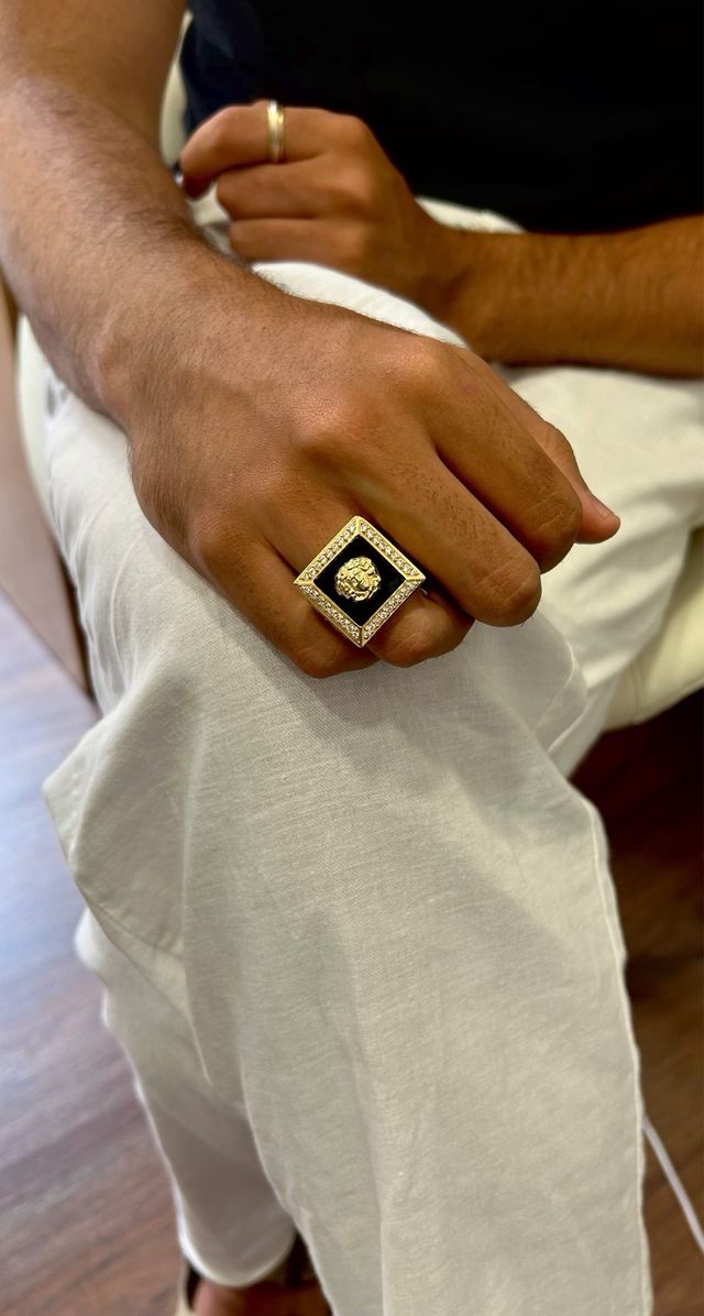 Anillo Versace 19g ORO18k NUEVO