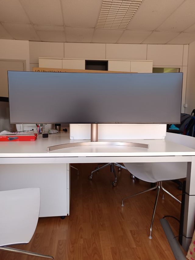 LG UltraWide monitor curved 49WL95C