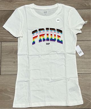 Camiseta GAP NUEVA