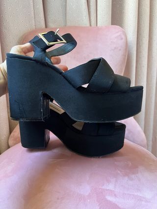 Tacones negros Zara