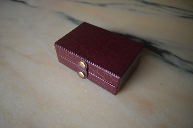 bauletto portagioie bordeaux