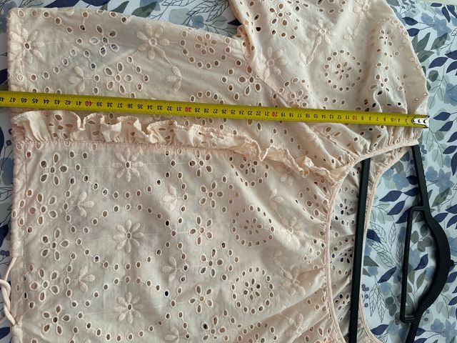 Blusa Mango de algodón con bordado suizo