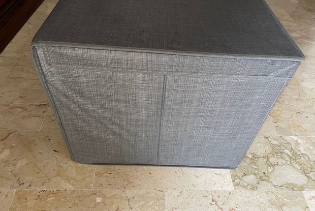 Contenitore pieghevole per coperte, vestiti