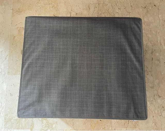 Contenitore pieghevole per coperte, vestiti