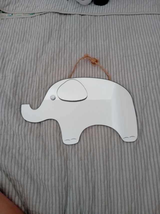 Espejo en forma de elefante