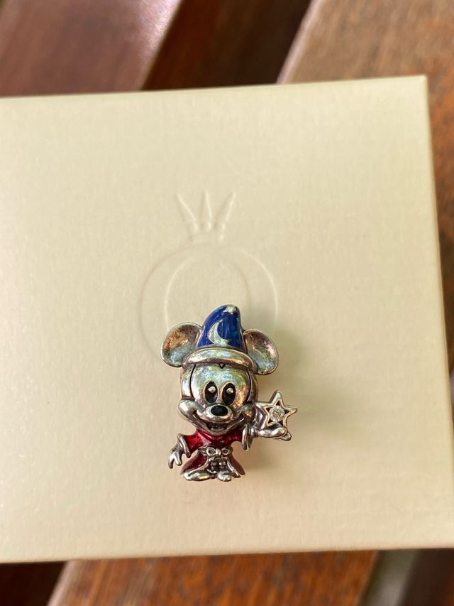 Conta Pandora Mickey aprendiz de feiticeiro Disney