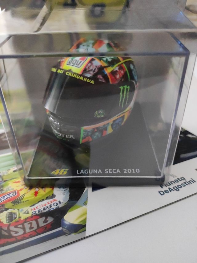 Casco de valentino Rossi, escala 1/5