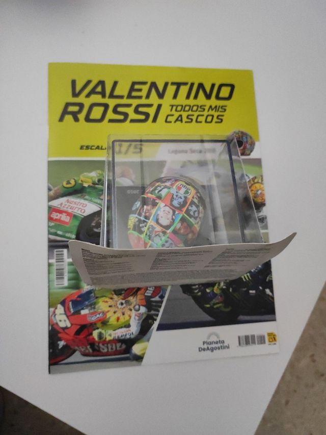 Casco de valentino Rossi, escala 1/5