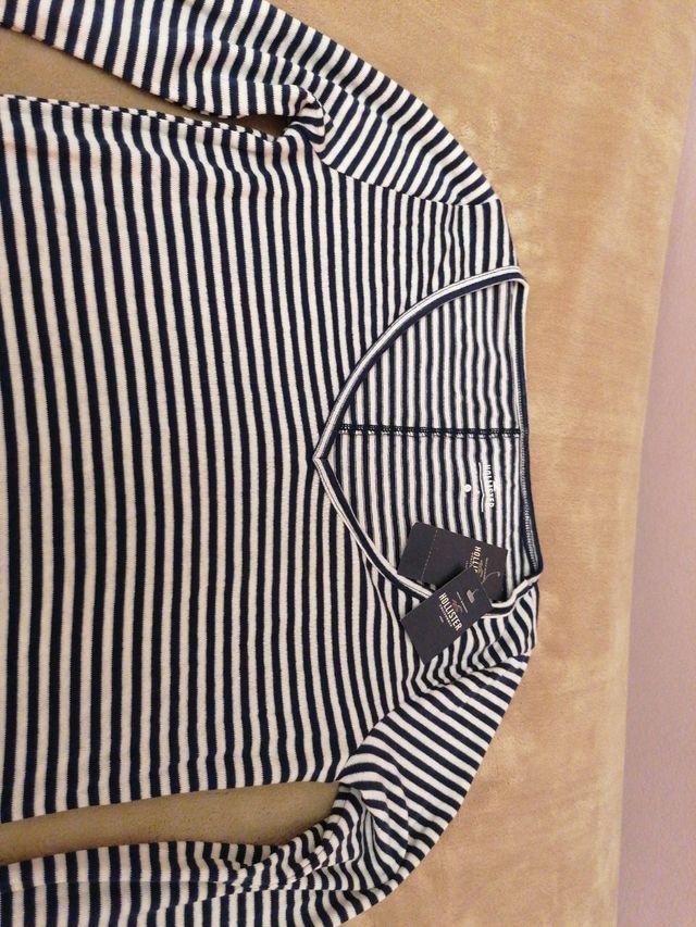Camiseta fina Hollister nueva talla S