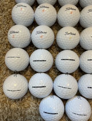 50 bolas de golf Titleist velocity