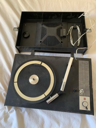 Tocadiscos vintage Phillips