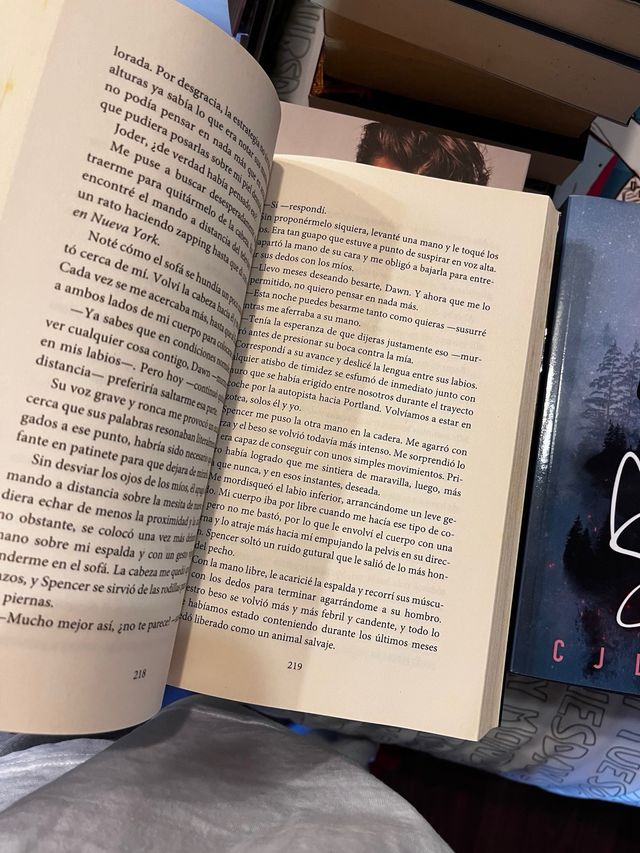 Confiar - Again 2 (Mona Kasten)