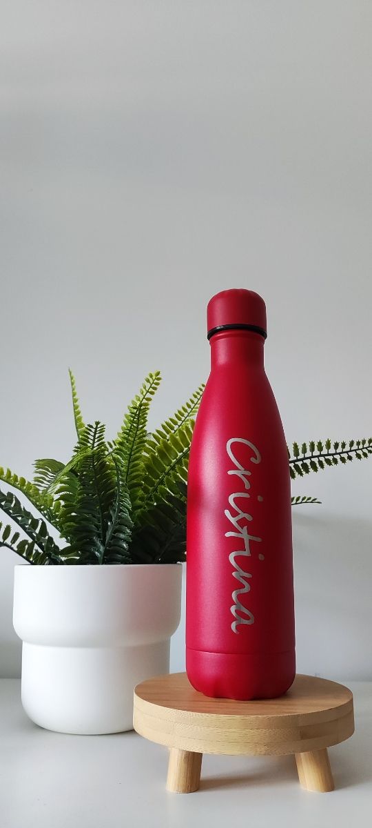 Botella térmica de acero inoxidable personalizada.