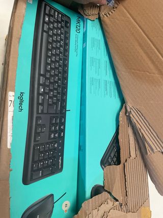 - Teclado MK120 logitech