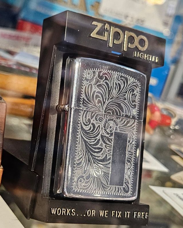 Accendino Zippo da collezione funzionante 