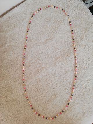 Collar perlas de colores