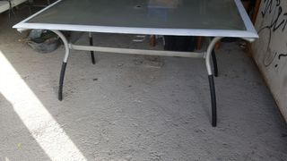 MESA DE CRISTAL, TERRAZA, JARDÍN, ESTERIOR