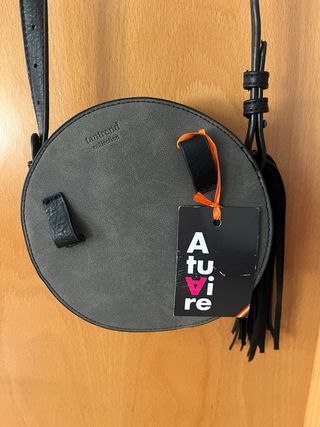 Bolso redondo cuero - Riñonera - A tu aire
