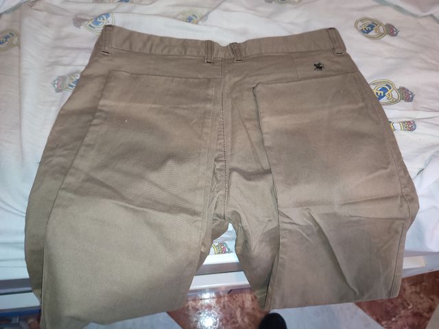 Pantalón chino