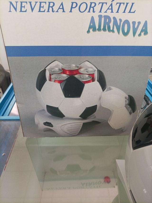 Nevera balón de futbol