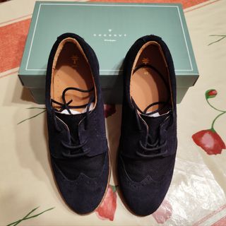 Zapatos de vestir chico talla 40