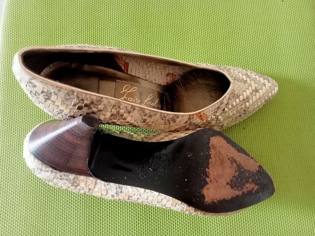 Décolleté pitone oro