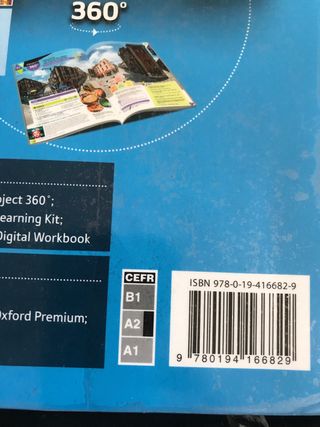Dynamic 2 student’s book + workbook Oxford