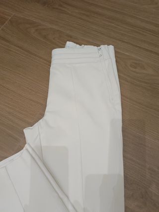 Lote pantalones de Mango 18€