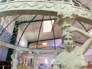 Templete - Pérgola con 10 esculturas