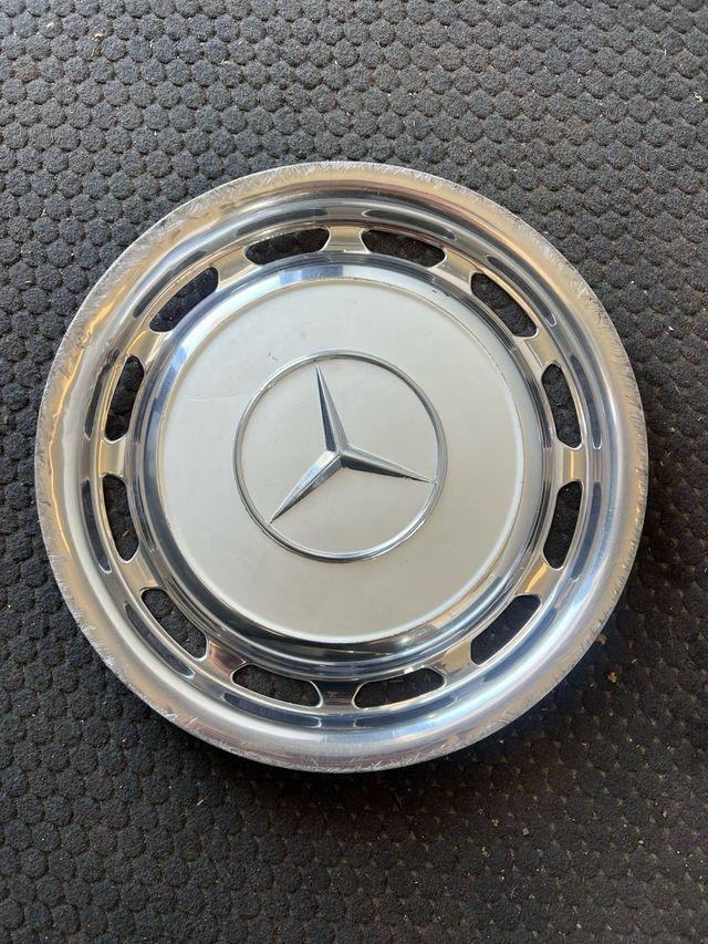 Tampão de Jantes Mercedes Antigo