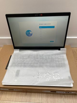Lenovo IdeaPad 3 15ADA05 AMD 3020e/4GB/128GB SSD