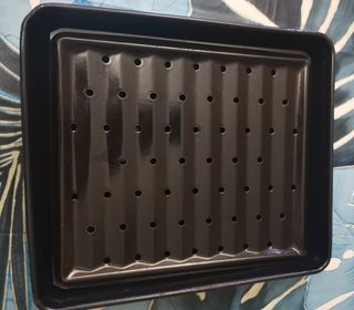 Teglia leccarda dietetica per forno elettrico.