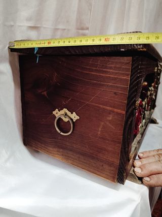 ARCA/BAÚL DE MADERA MACIZA TALLADO