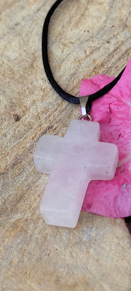 Colgantes varios minerales cruz