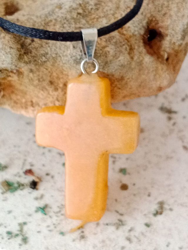 Colgantes varios minerales cruz