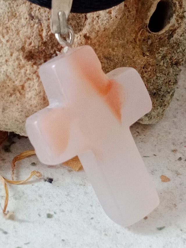 Colgantes varios minerales cruz