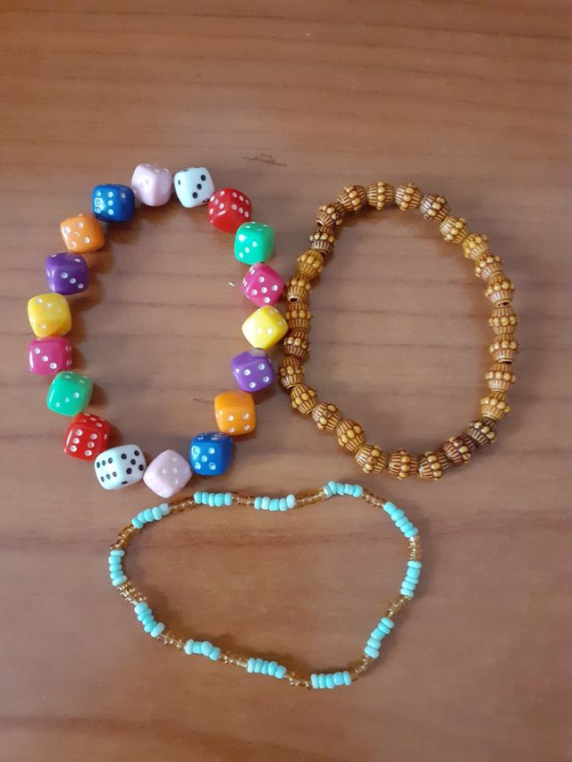 Pulseras barias muy bonitas