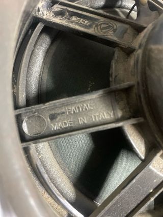 Altoparlante posteriore