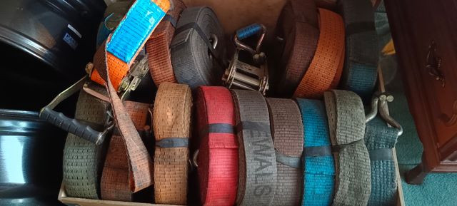 CINTAS DE AMARRE, CINCHAS Y CARRACAS