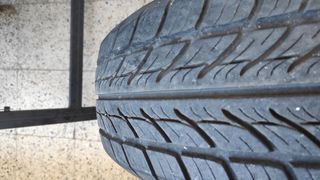 1 Neumatico 205 60 R16" 92H