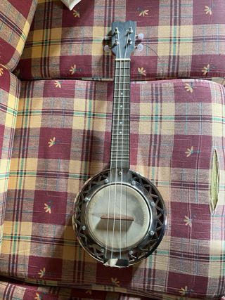Banjolele/ Ukelele-Banjo