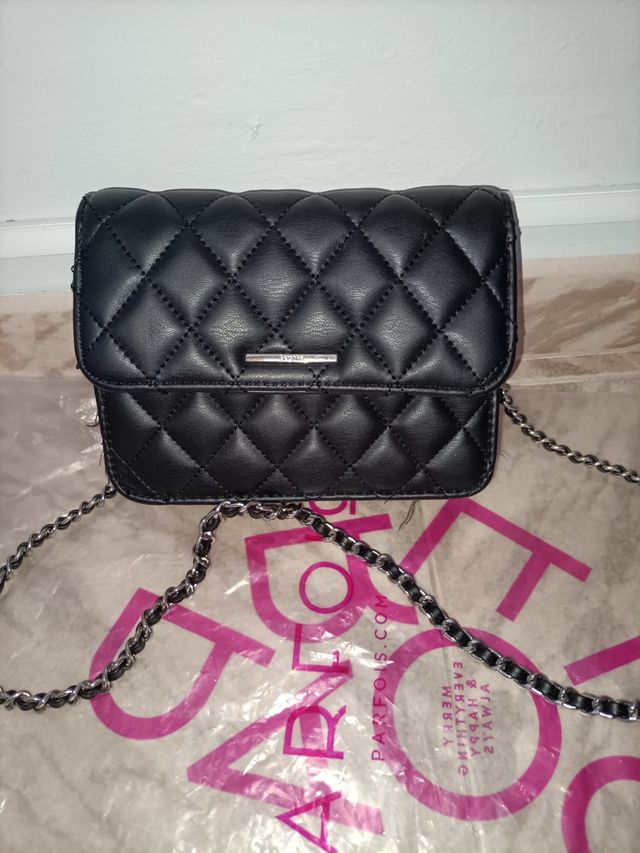 Bolso Bershka negro nuevo