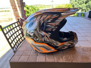 Casco de motocross airoh