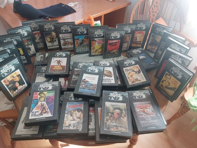 Video Sharp VHS y colección de peliculas