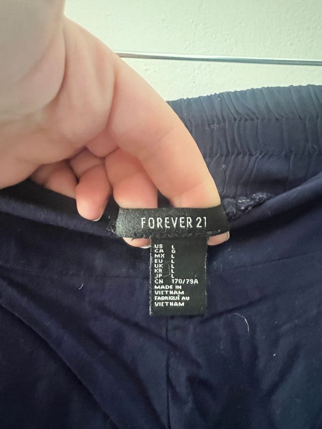 Pantalón azul marino harem Forever 21