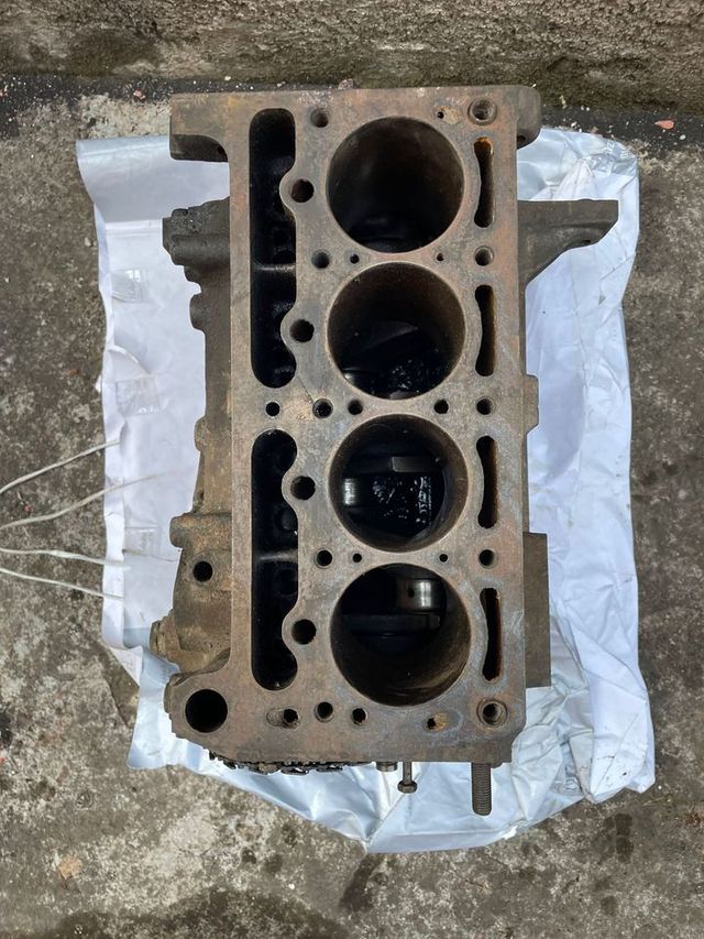 Motore Fiat 850 100G 002