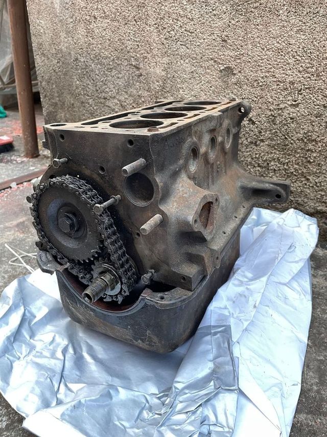 Motore Fiat 850 100G 002