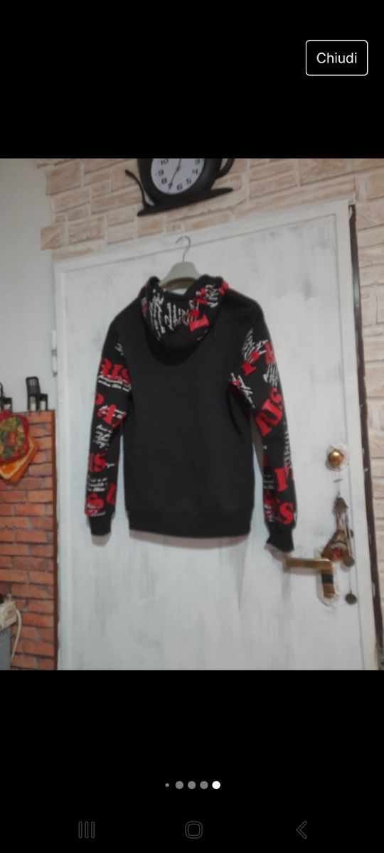 Felpa con cappuccio e scritte