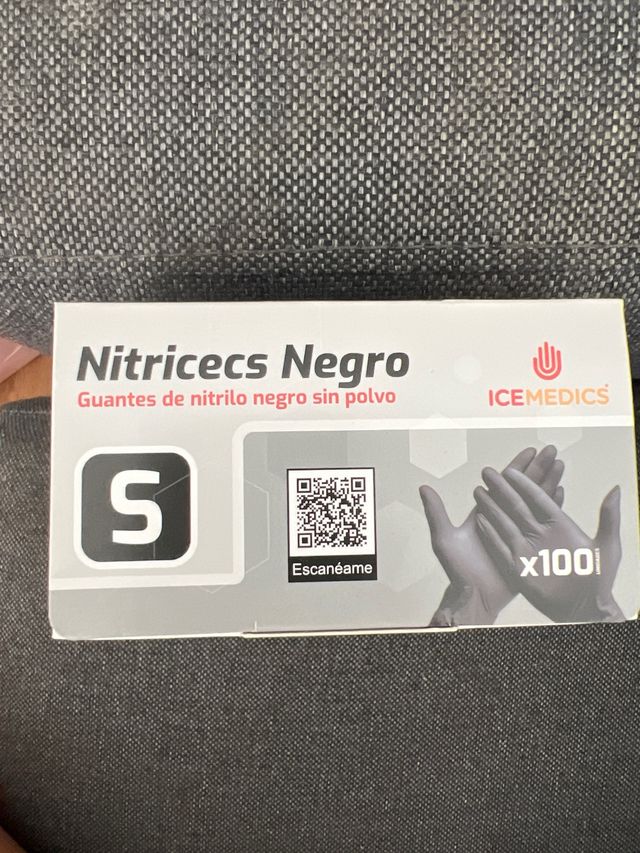 Guantes nitrilo negro talla S sin polvi